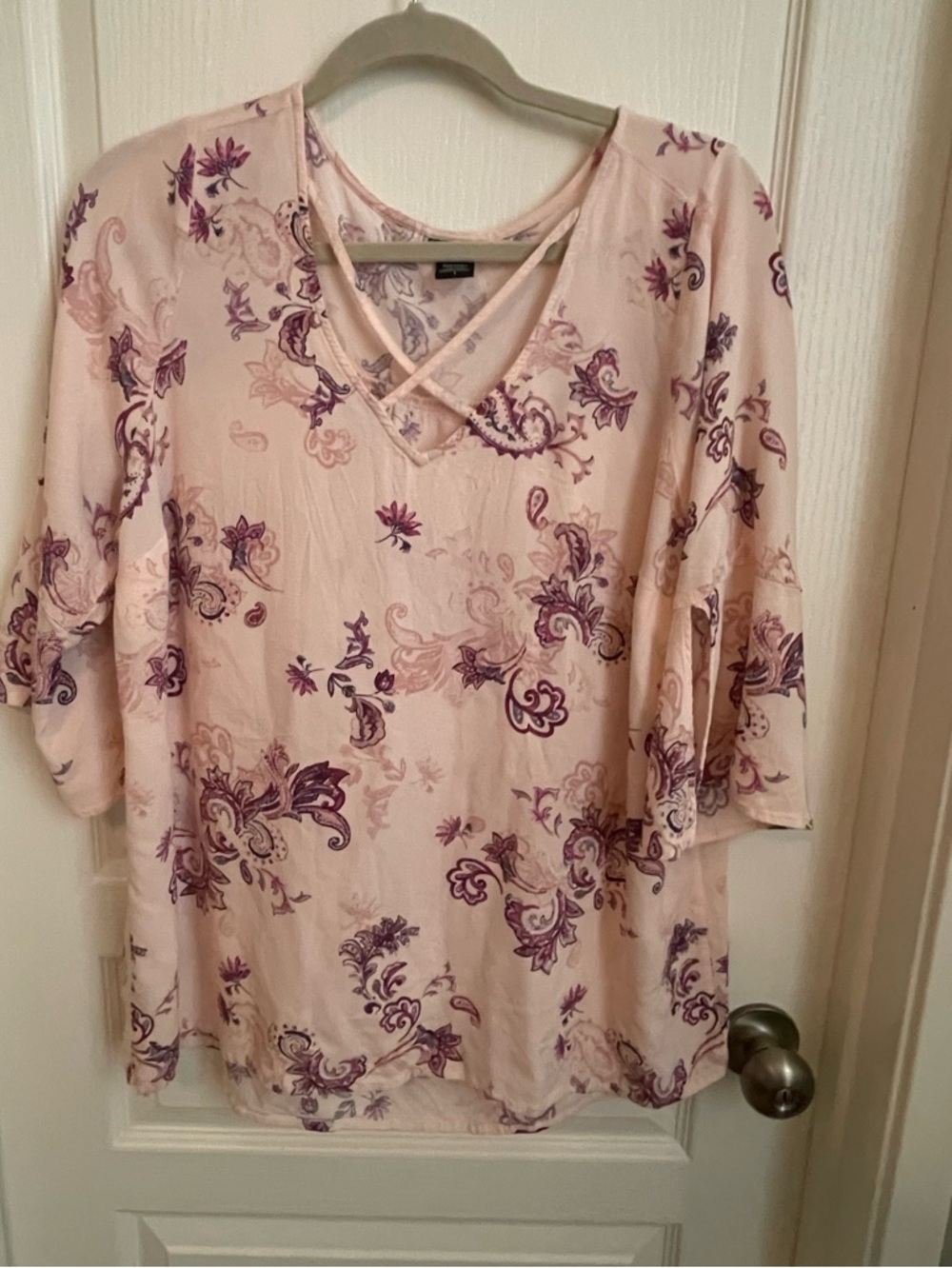 torrid Light Pink Floral Crisscross V-Neck Tunic